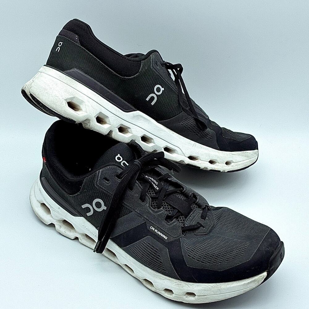 On Cloud Shoes Mens 12 Black White Cloundrunner 2 Preppy Luxury Running